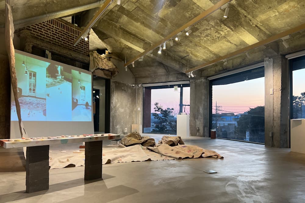 Someone's (     ) Stories — View 2 — Jay Lee