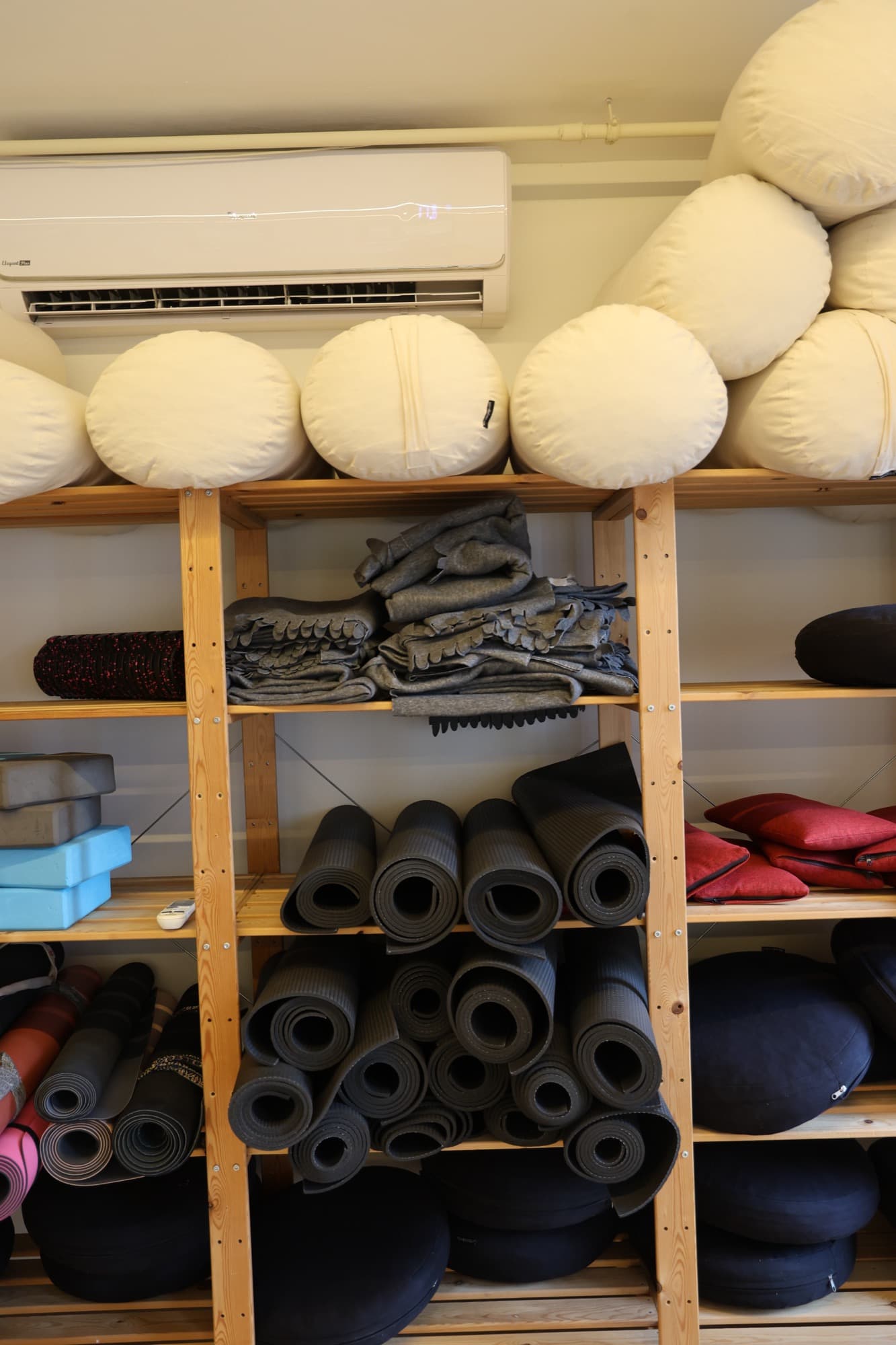 An Attempt to Empty My Mind — Jay Lee